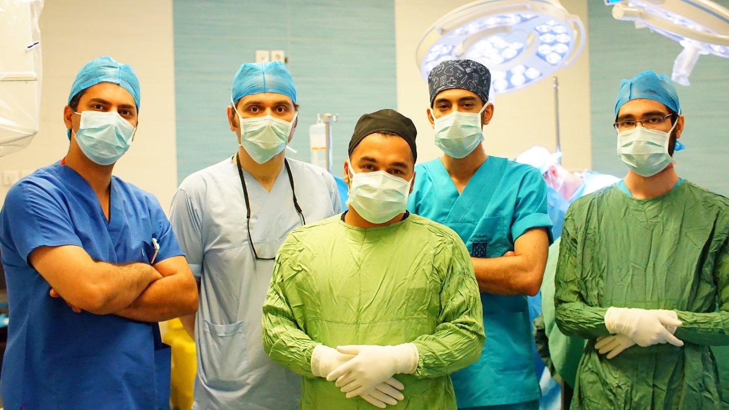 تیم درمان در بیمارستان یاس